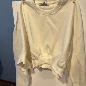 Zara Cream crop Sweatshirt NWT